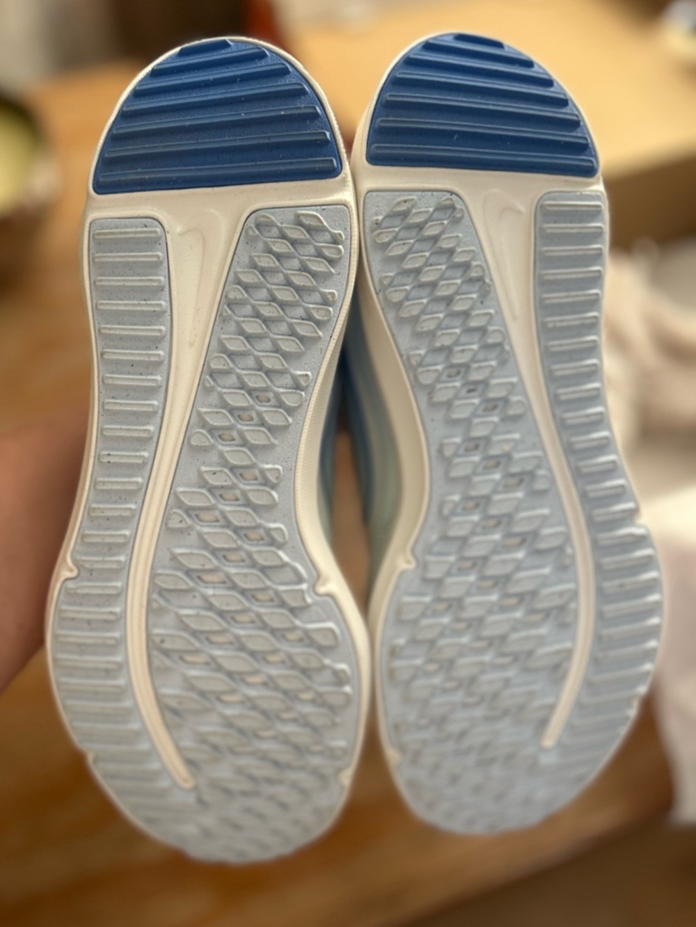 Nike Cosmic Runner Shoes - Picture 9 of 12